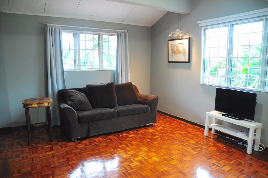 Grayhaus Spacious Bungalow & Garden Villa - Ss3 Petaling Jaya, Near Sunway - Stay Only No Events 外观 照片